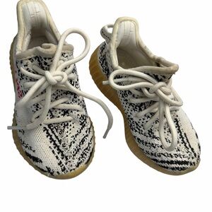 adidas yeezy kid sizes